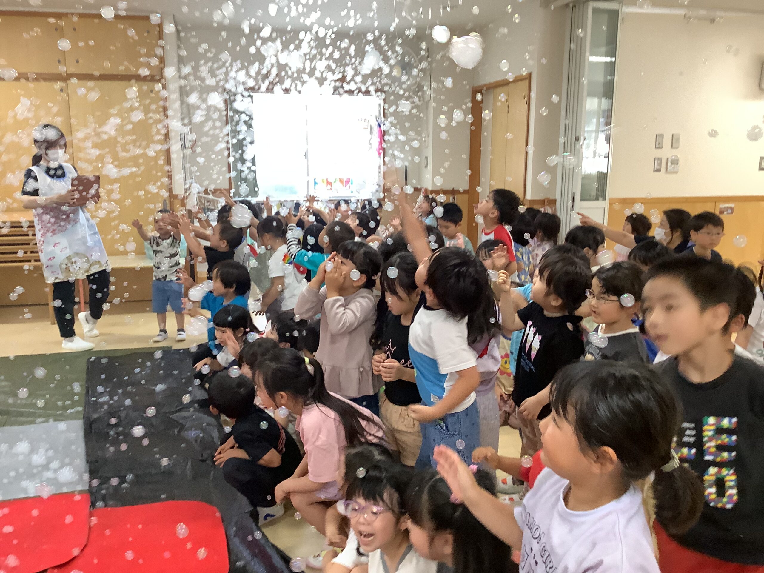 シャボン玉飛んだ〜♪(全クラス)