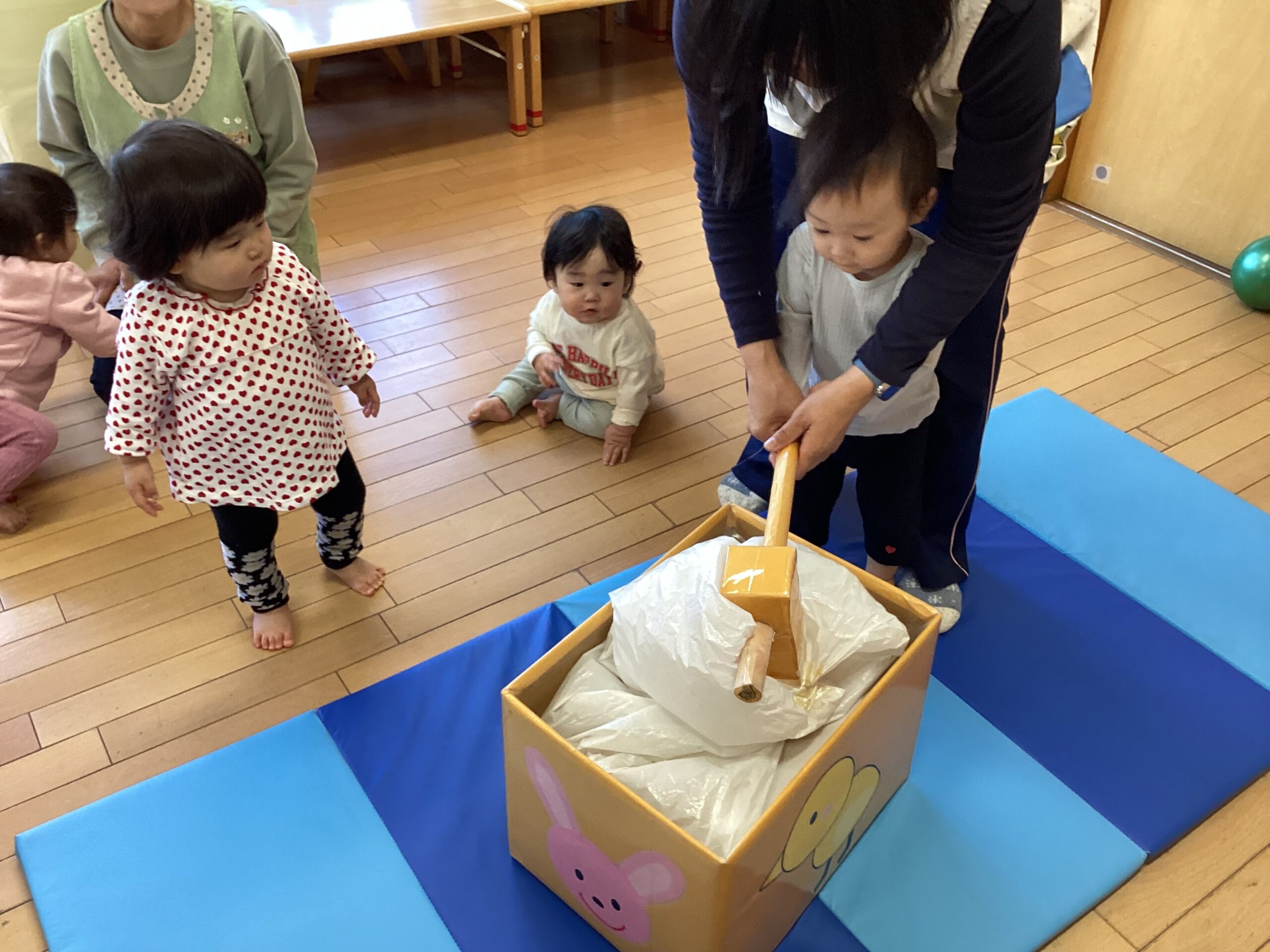 ぺったんこ（0歳児）